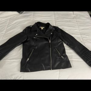 H&M black faux leather jacket size 6